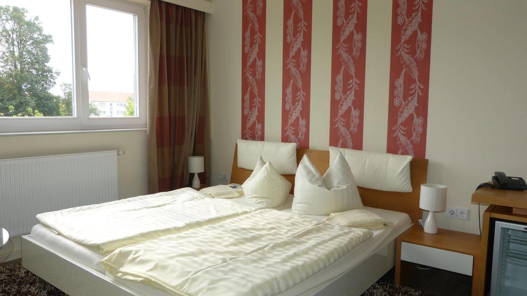 Hotel Ruegenblick Stralsund Luaran gambar