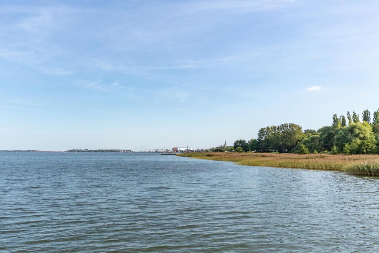 Hotel Ruegenblick Stralsund Luaran gambar